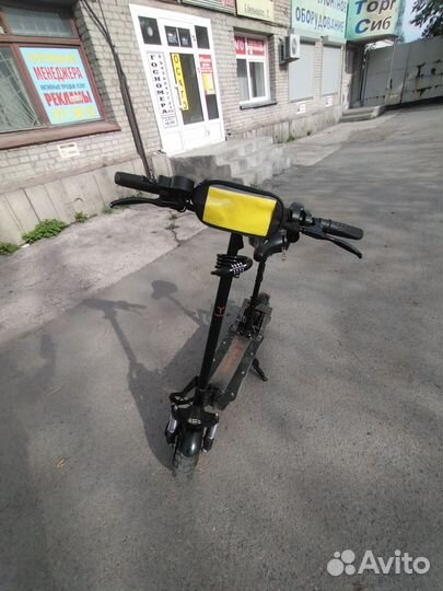 Самокат взрослый электрический