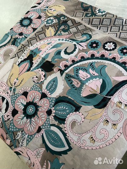 Шарфы платки палантины