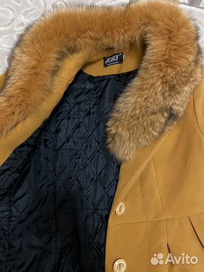 Отдам даром бесплатно женские вещи