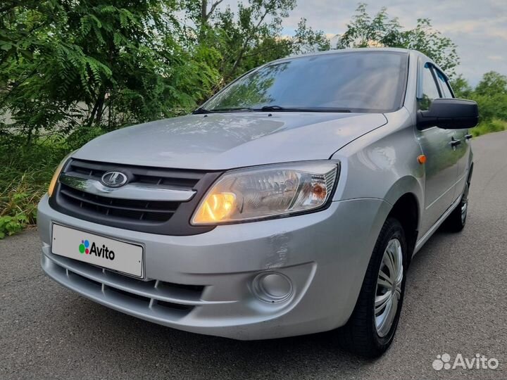 LADA Granta 1.6 МТ, 2012, 165 250 км