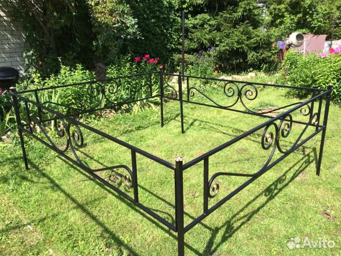 Комплект ритуальной кованой ограды 1500х2500