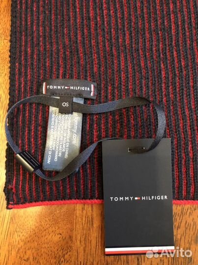 Шаппка и шарфик подарочный комплект Томи Хилфигер