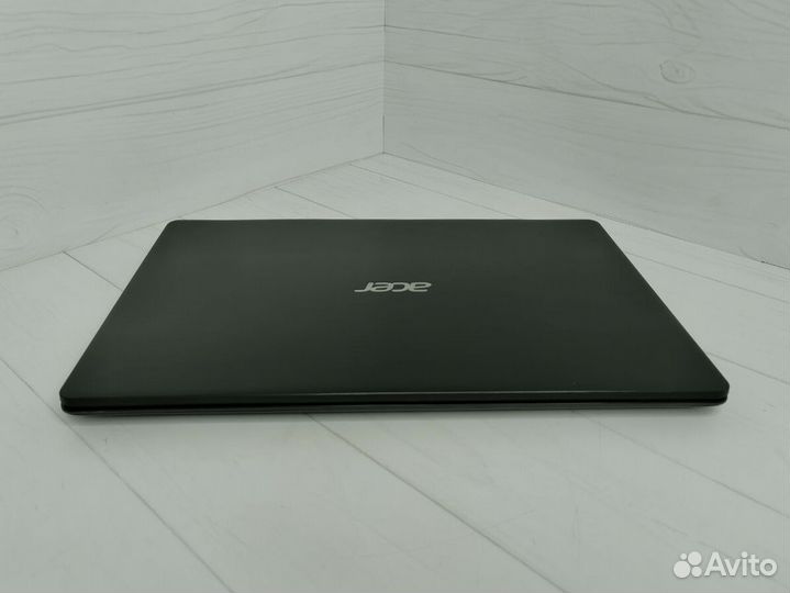 Процессор Core i3-10 Ноутбук Acer для игр работы