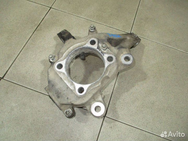 Кулак поворотный передний правый Ford Explorer 5