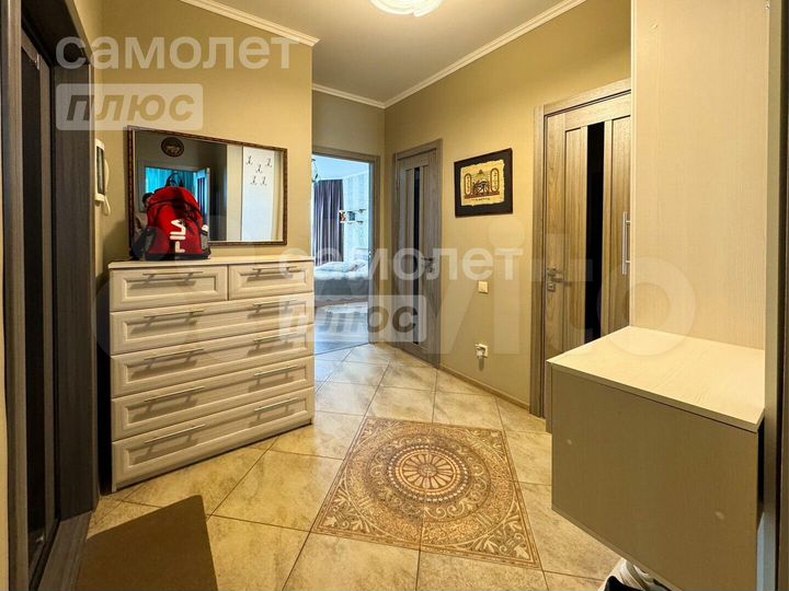 2-к. квартира, 64,4 м², 10/16 эт.