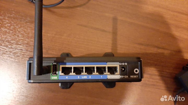 Wi-Fi роутер D-link. DIR 320