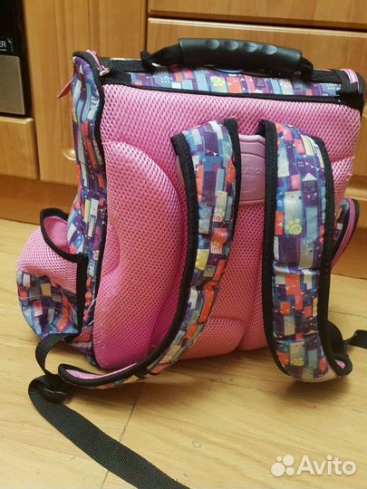 Портфель школьный