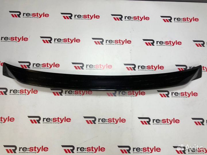 Спойлер Toyota Land Cruiser 200 с16г Черный D2389