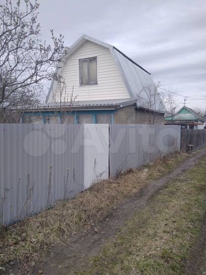 Дача 27,7 м² на участке 4,3 сот.