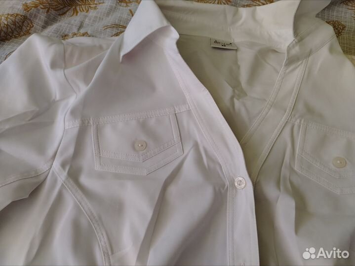 Блузка с подплечниками