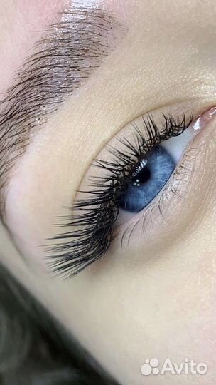 Наращивание ресниц и брови