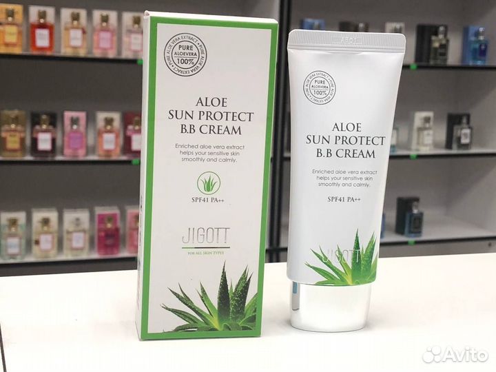Тональный крем для лица Jigott aloe SUN protect