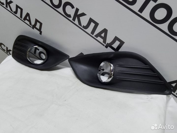 Форд фокус 2+ Ford Focus 2 оправа птф решетка