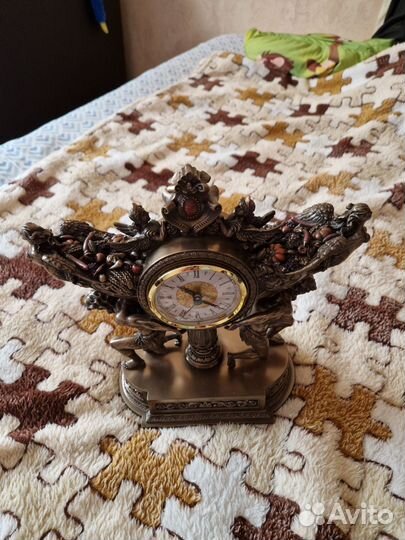 Настольные часы