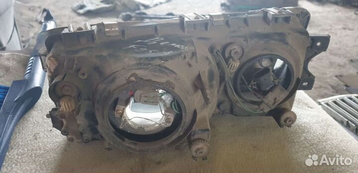 Фара Mitsubishi Diamante F25A 6G73 4wd