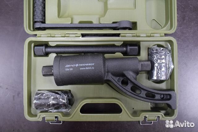 Гайковерт механический с головками 32 мм и 33 мм