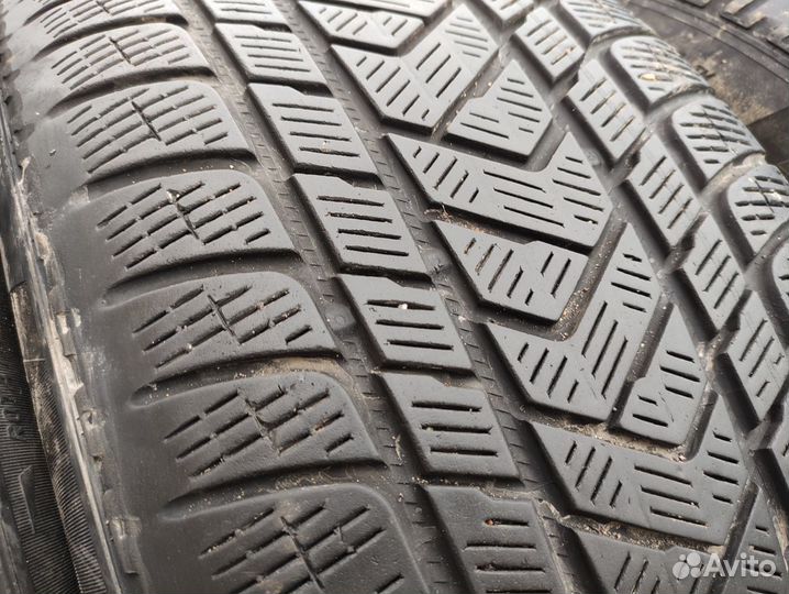 Pirelli Scorpion Winter 275/45 R21