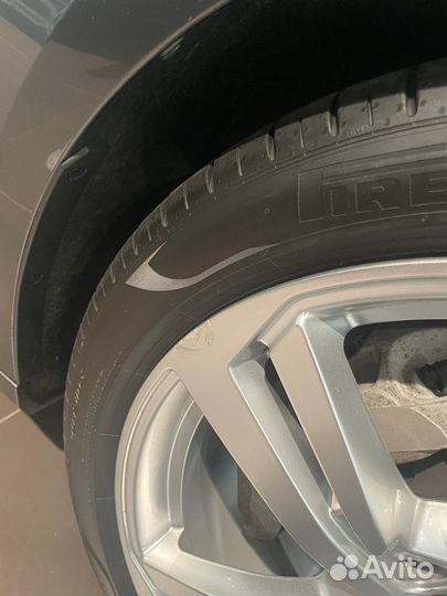 R20 Pirelli P Zero 255/40, PCD 5x112 DIA 66