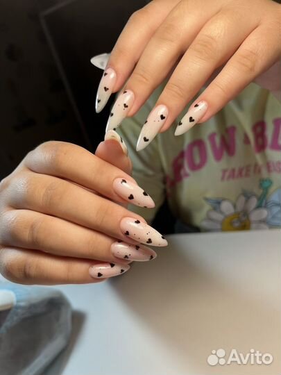 Маникюр, наращивание ногтей