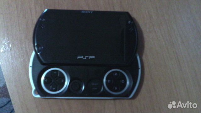 Продам PSP GO