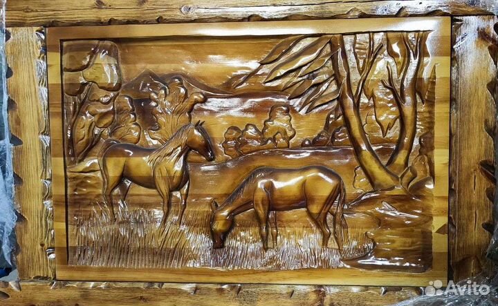 Резные картины из дерева