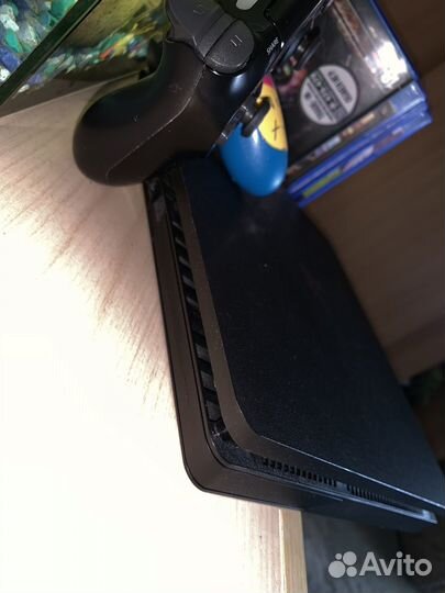 Playstation 4 Slim