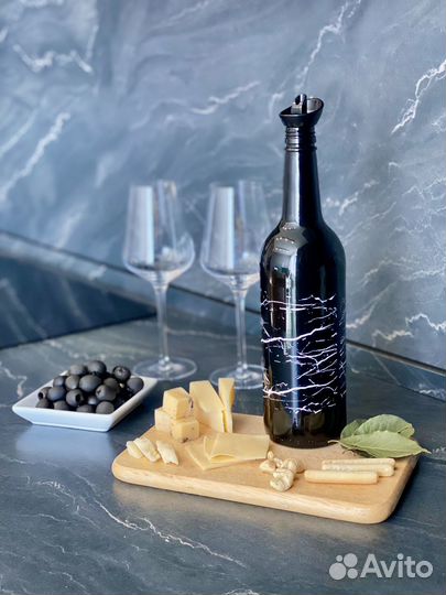 Стеклянная бутылка для масла 