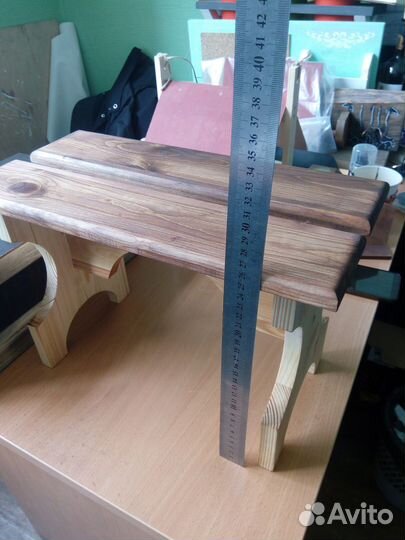 Скамейка деревянная