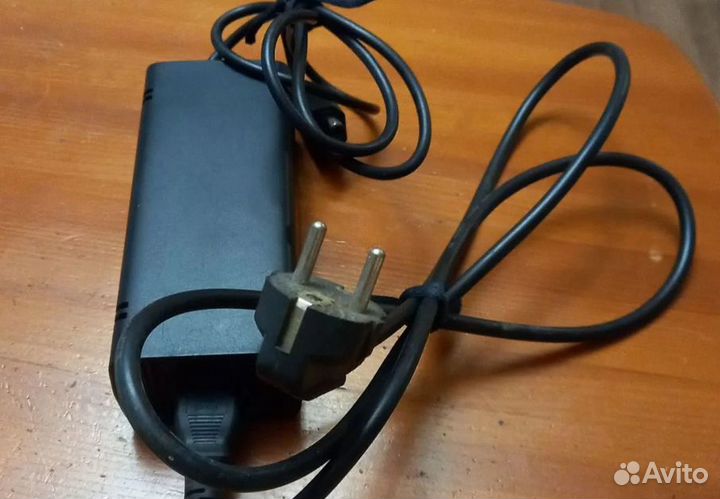 Оригинальны блок питания xbox 360 slim
