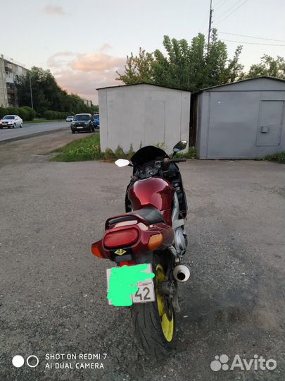 Kawasaki zzr 400