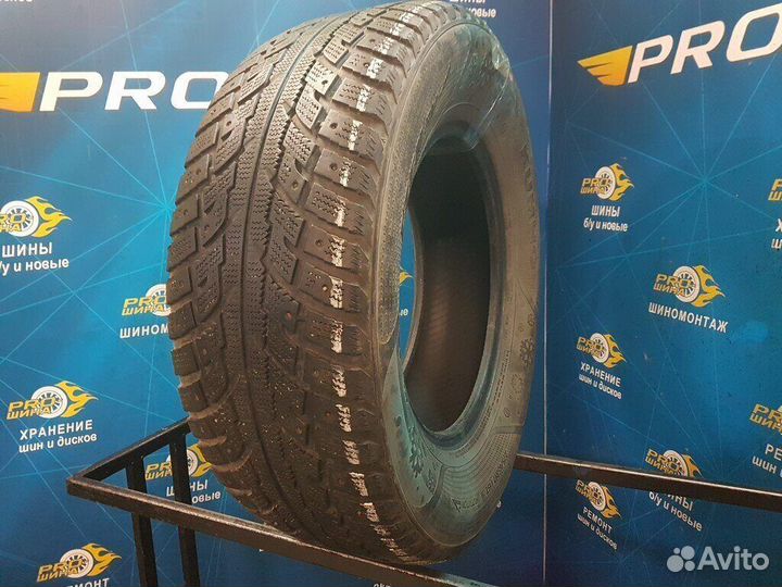 Kumho I'Zen RV Stud KC16 275/65 R17