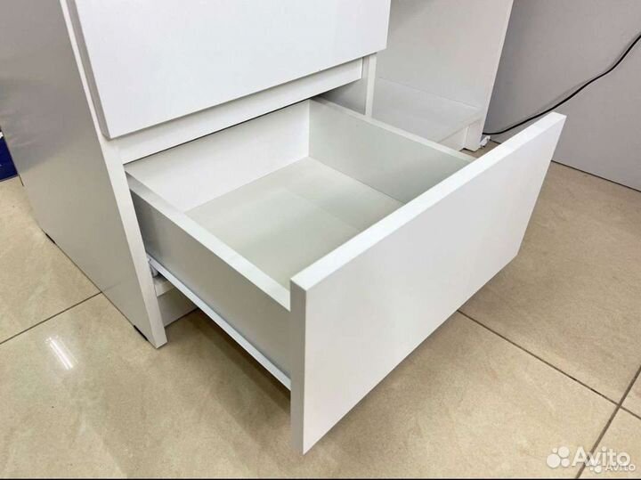 Стол угловой