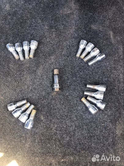 Болты для литых дисков М12