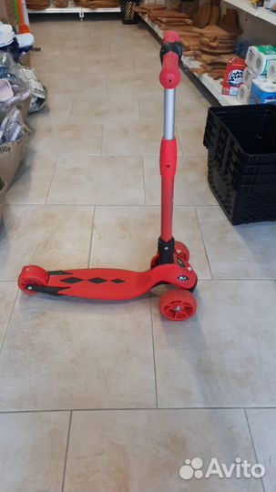 Самокат детский новый