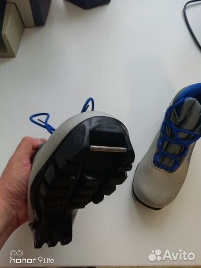 Лыжные ботинки