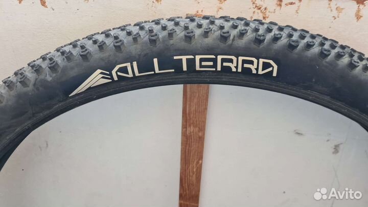 Покрышки для велосипеда 27.52.1