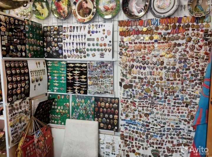 Значки.большой выбор.легкие.тяжелые.редкие