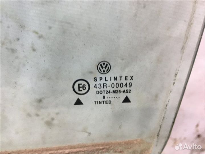 Стекло двери задней левой Volkswagen Golf Iv/Bora