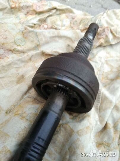 Полуось передняя правая Opel Zafira A 1,8 (aкпп)