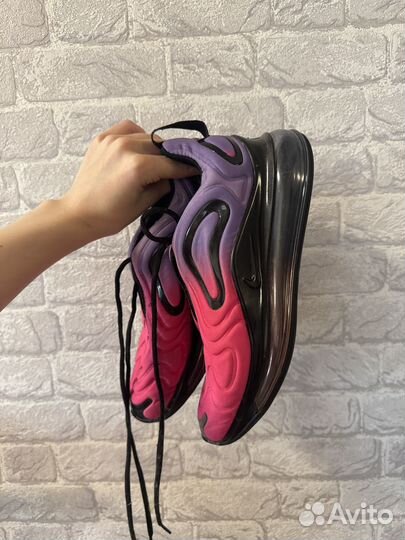 Женские кроссовки Nike Air Max 720