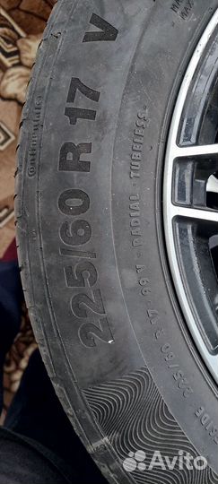 Continental ContiPremiumContact 5 225/60 R17