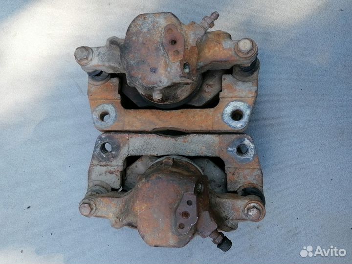 Суппорт тормозной передний Chery Tiggo T11