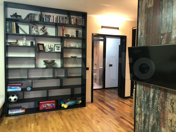 3-к. квартира, 70 м², 6/9 эт.