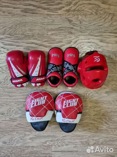 Комплект аммуниции для боевых искусств (красный)