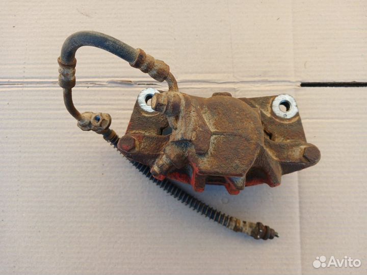 Суппорт передний правый Chery Bonus 3 (E3) A19