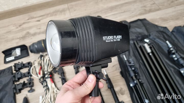 Фототехника (фотоаппарат, свет, фон)