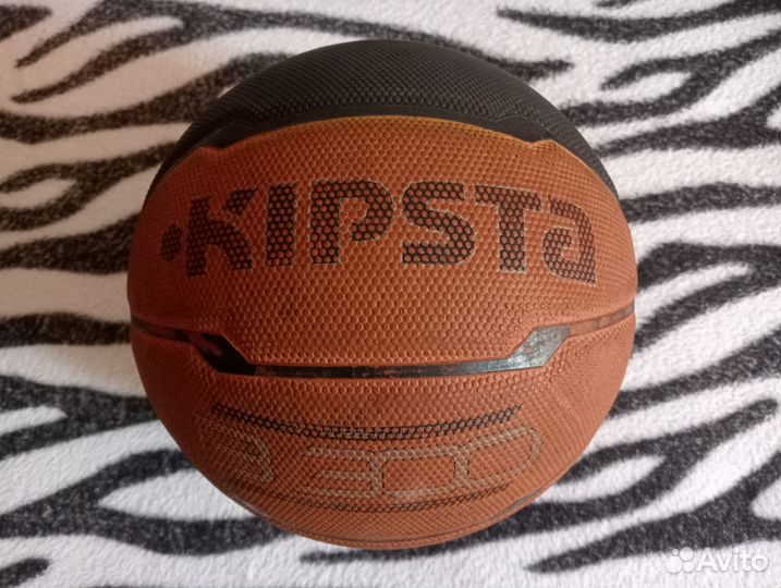 Баскетбольный мяч Kipsta