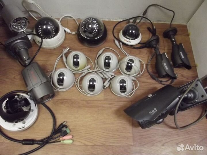 Видеорегистратор; камеры - аналог