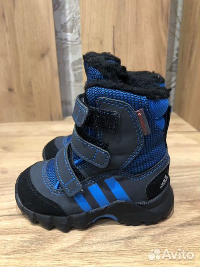 Ботинки adidas 19 новые