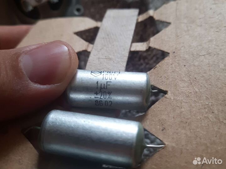 Конденсаторы мбм 160v 1mkf 3 штуки новые